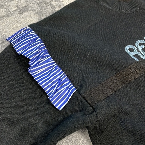 New Rentrayage Logo Graphic Ruffle Sweatshirt In Blue and Black 3/4 Sleeve Sz M - Picture 10 of 14